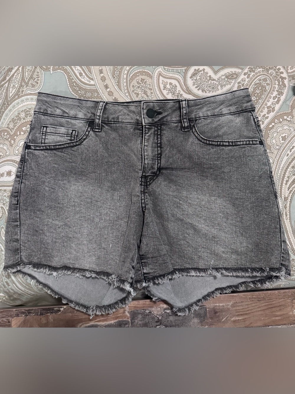 Women's High-Rise Grey Frayed Hem Denim Shorts